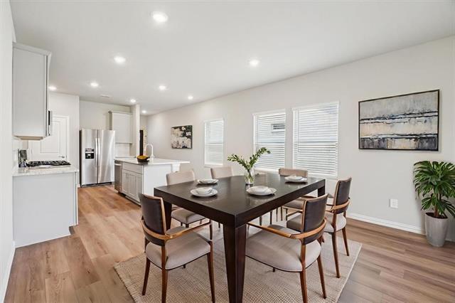 Photo - 512 Blanton St