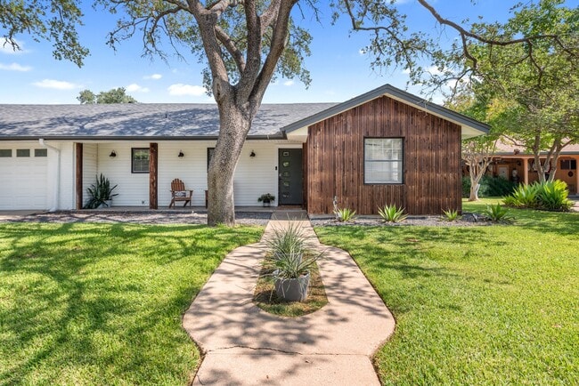 Photo - 3404 Parkway Terrace