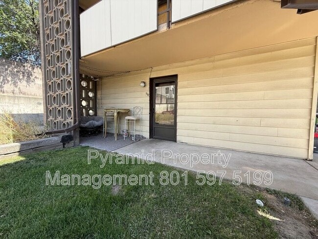Photo - 1555 E 3900 S