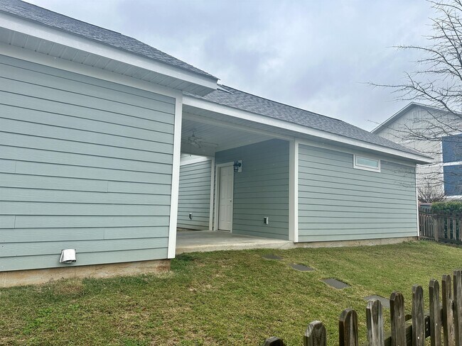 Photo - 1715 Brush Hill Rd House