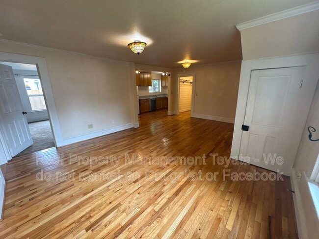 Photo - 1405 Halleck St