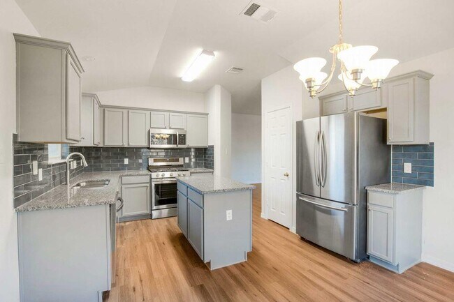 Photo - 3310 Blue Ridge Dr
