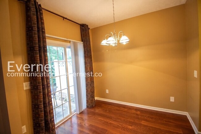 Photo - 3 Bed/2.5 Bath Townhome with Garage / Pet-Friendly / Coming Soon!