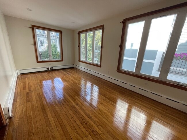 Photo - 338 K St Unit 1