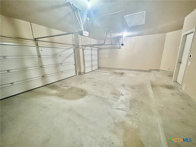 Photo - 732 Great Cloud Dr