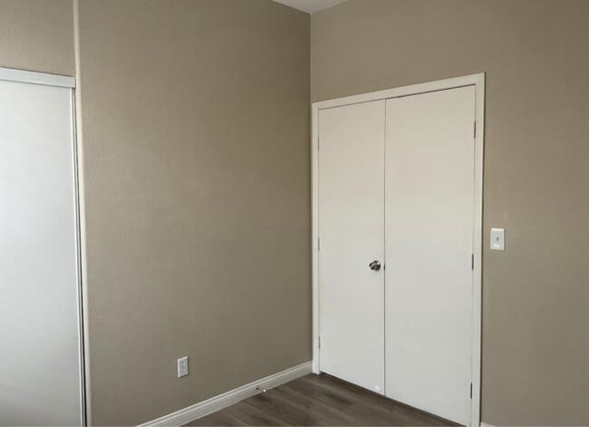 Photo - 5952 Hickory Nut Ave