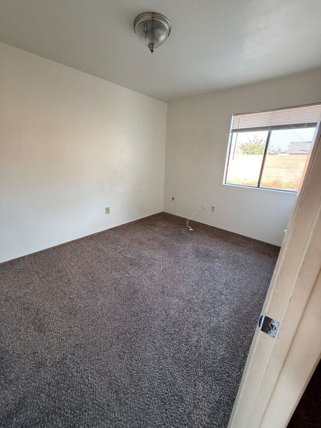 Photo - 2428 Eric Way Unit D