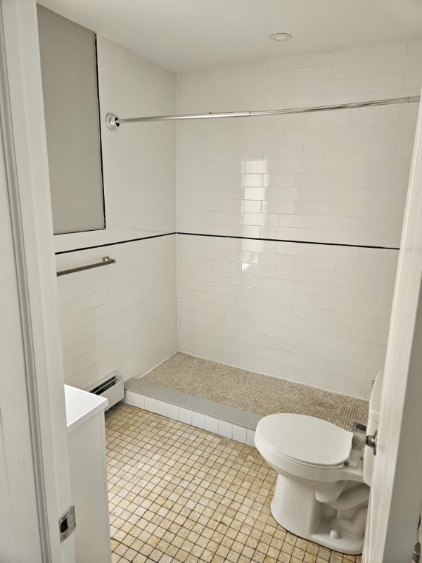 Photo - 708 Noyes St Unit 1