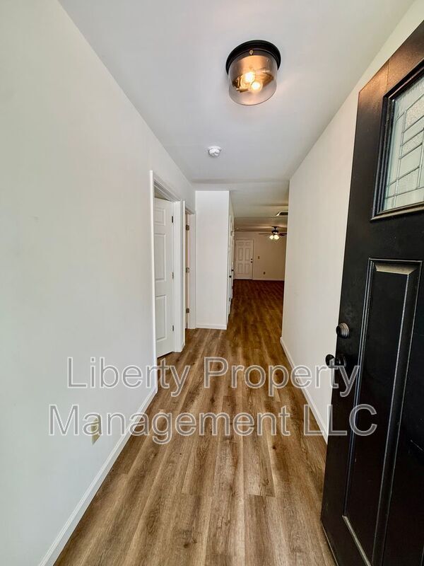 Photo - 534 E 6th Ave