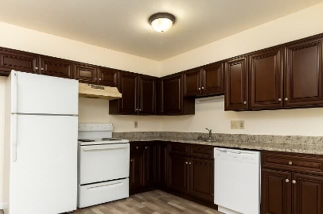 Photo - 445 E 800 N St