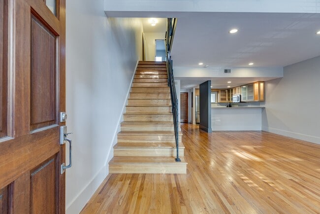 Photo - 1038 9th Ave N
