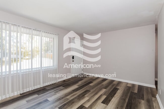 Photo - 1411 Francis Dr