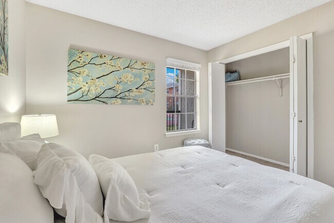 Creekside Village Apartments