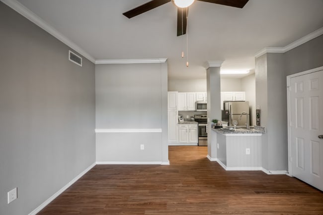 Photo - Modern Living Made Simple Unit RRBD1