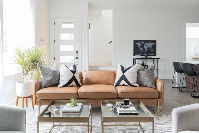 Photo - 1108B Wade Ave Unit ID1038527P