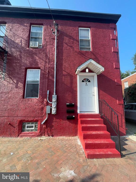 Photo - 529 N 3rd St Apartment Unit B