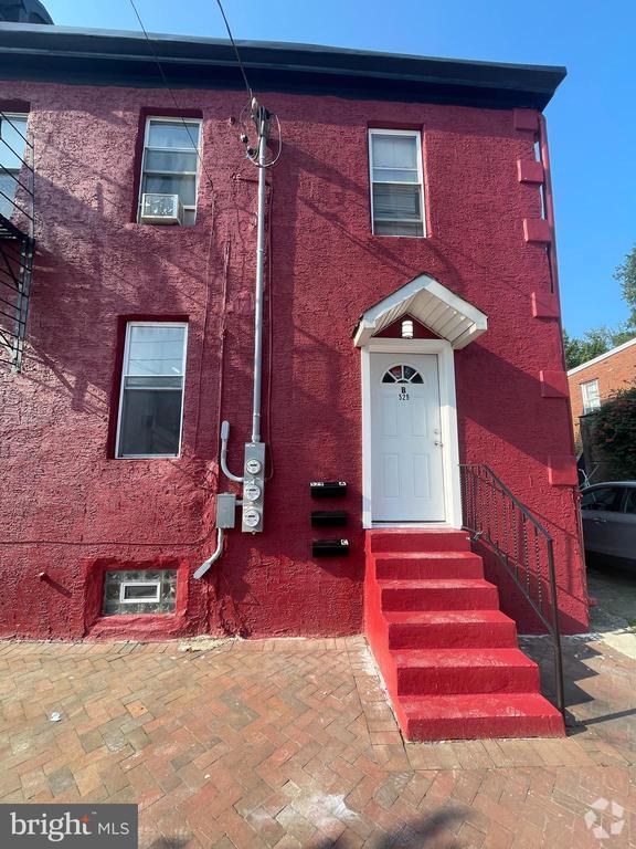 Building Photo - 529 N 3rd St Unit B Rental