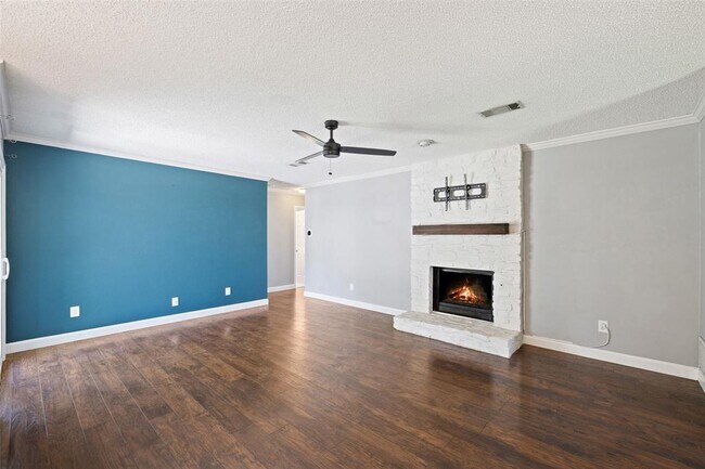 Photo - 2808 Firecrest Dr