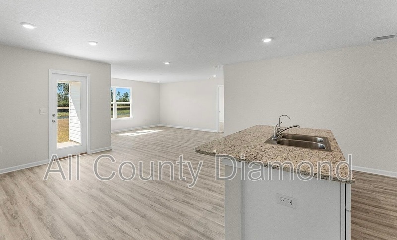 Photo - 5057 Windrow Way