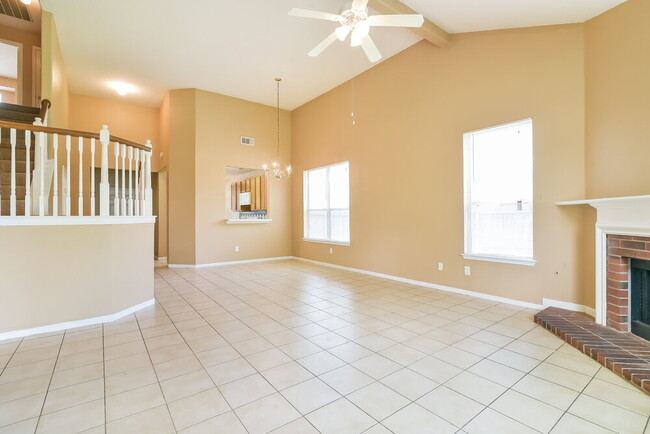 Photo - 20126 Rolling Hills Ln