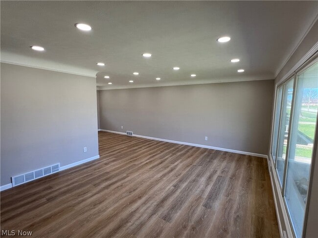 Photo - 7326 Dell Haven Dr