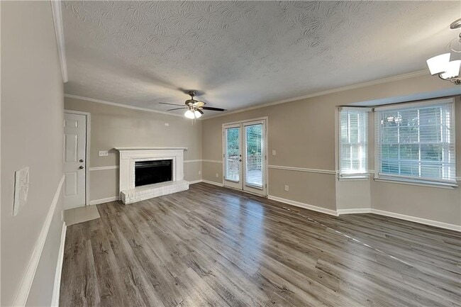 Photo - 4820 Hill Creek Ct