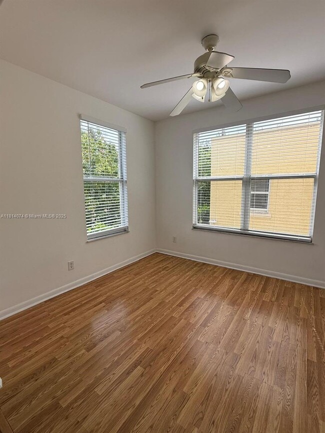 Photo - 4215 Sheridan Ave