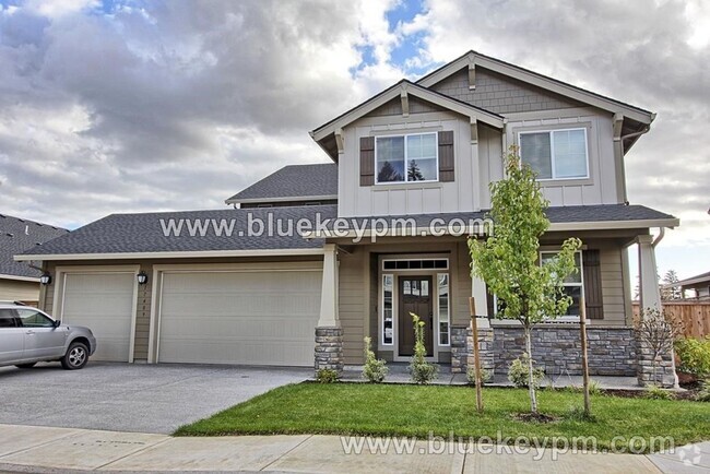 Building Photo - 5 bed  3 bath  near Frontier Middle and Pi... Rental