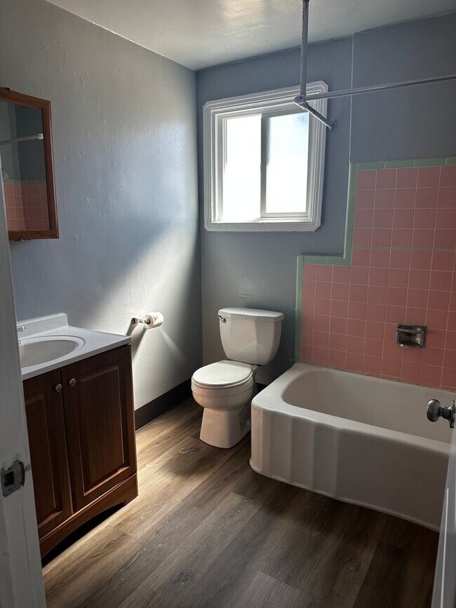 Photo - 1356 East Ave Unit 1