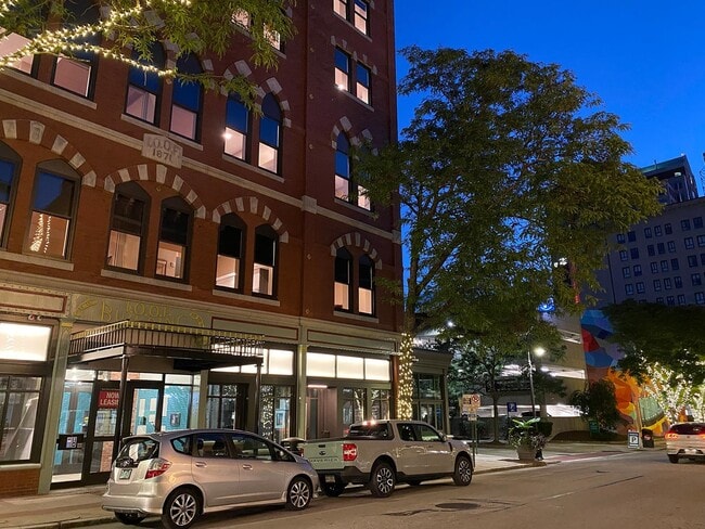 Photo - 83 Hanover St Unit 309