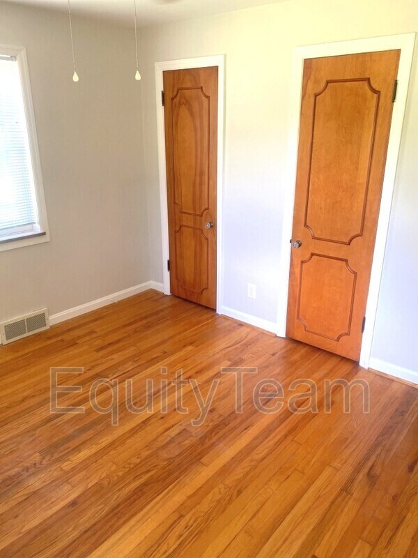 3837 Cooper Rd Rental For Rent in Cincinnati, OH