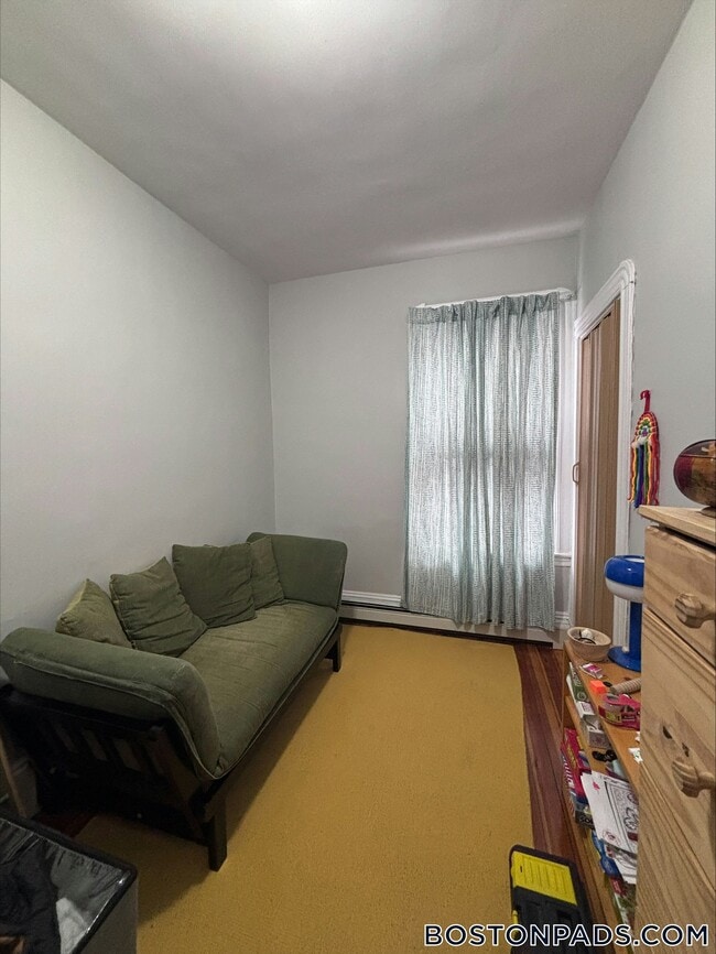 Building Photo - 137 Columbia St Unit 3R