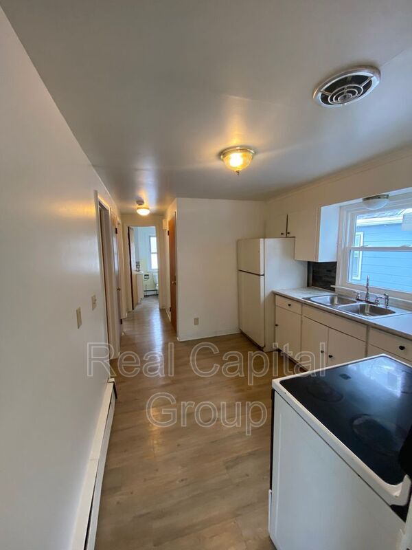 Photo - 180 Euclid Ave Unit 2