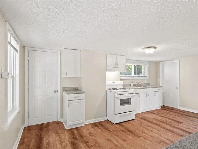 Photo - 27-29 Kilby St Unit 29