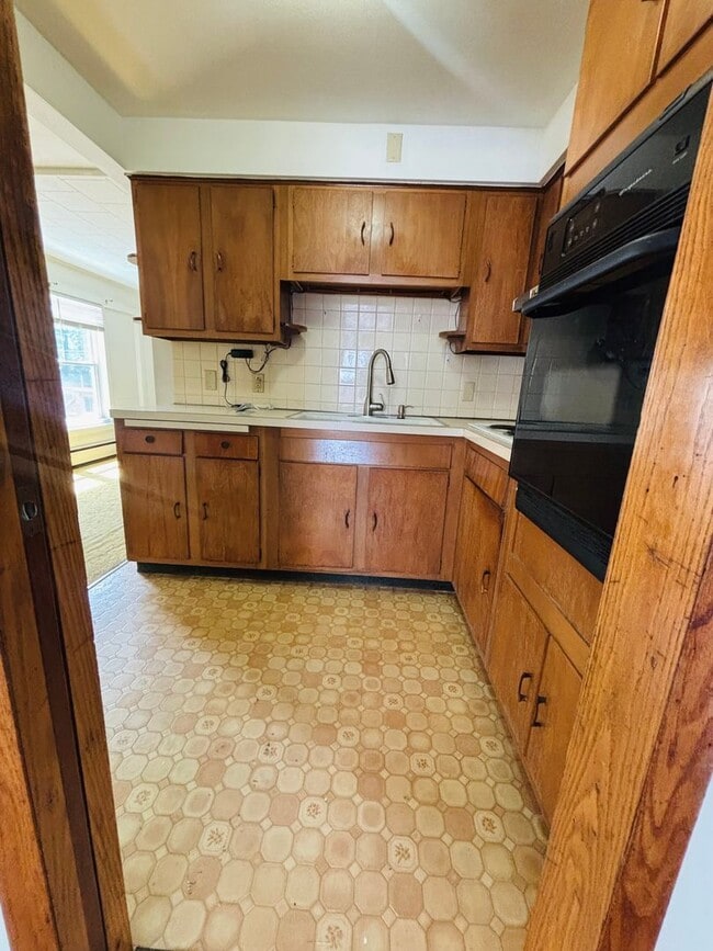 Photo - 1273 Main St Unit 1273 A