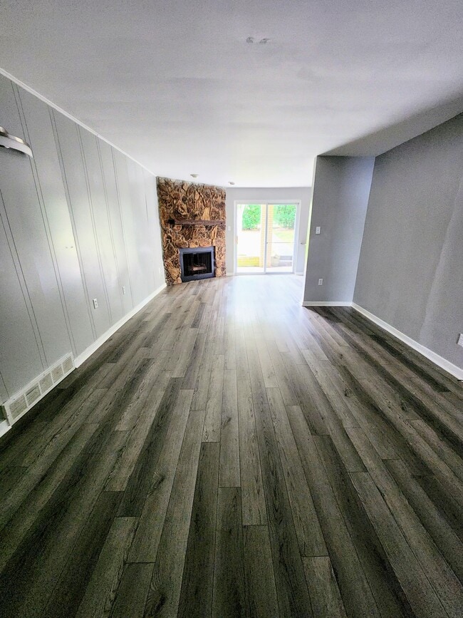 Photo - 505 Transverse Ave Unidad 2