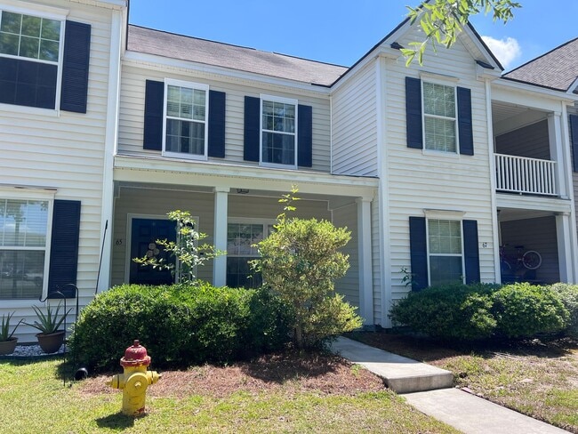 Building Photo - 2 bedroom 2.5 bath Townhome in Godley Park