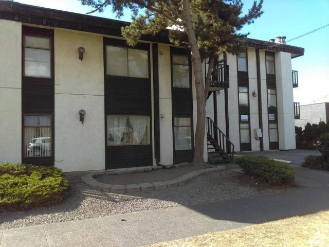 Building Photo - 1 bedroom in Seattle WA 98116 Unit 2733 61 Ave SW-1 bedroom Rental