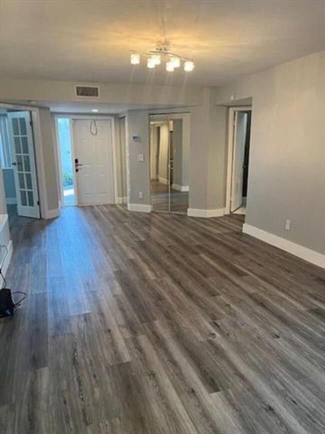 Photo - 992 NW 93rd Ave