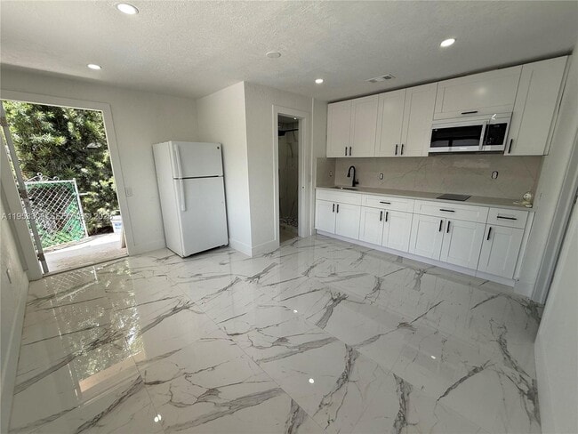 Photo - 9824 SW 26th Terrace Unit 2