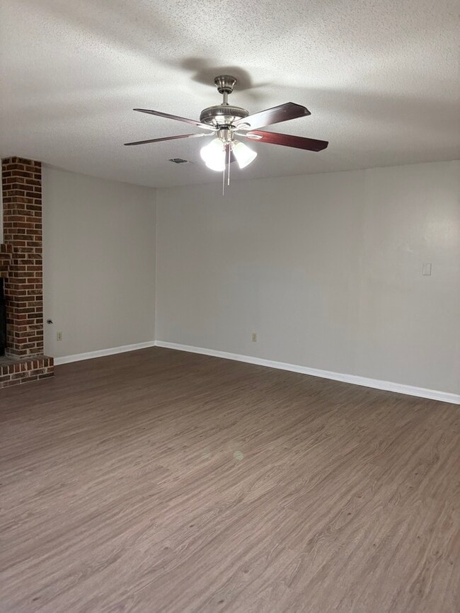 6114 Butler Rd