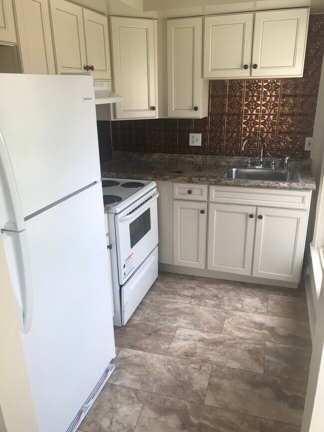 Kitchen - 455 W Water St