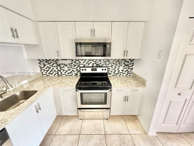 Photo - 70 Whitehead Cir