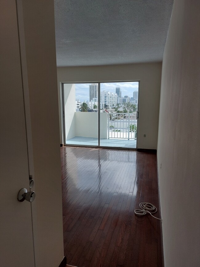 Photo - 8000 Harding Ave Unit 6A
