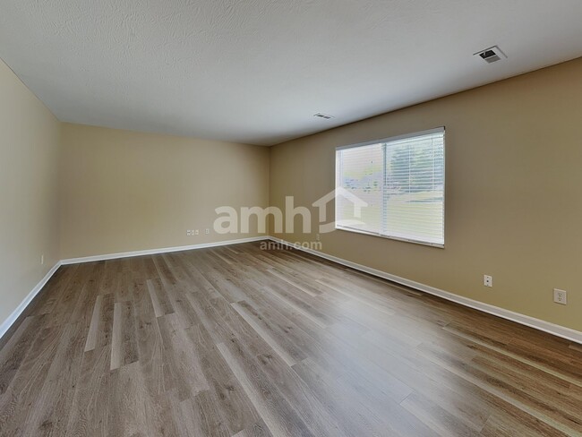 Photo - 3938 Winding Path Dr