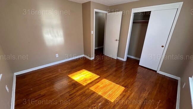 Photo - $1250 - 3 bed 1 bath - Single Family Home