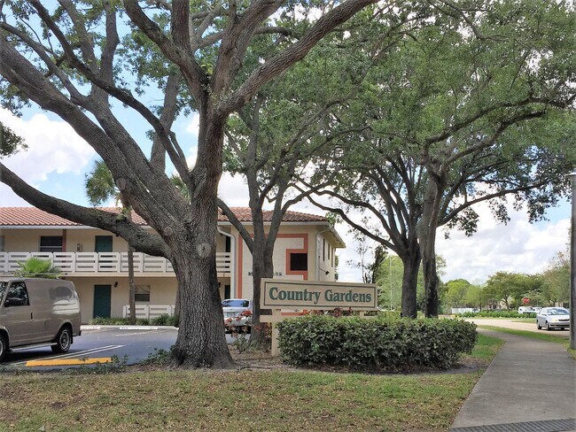 Building Photo - 3207 NW 103rd Terrace Unit 104-C