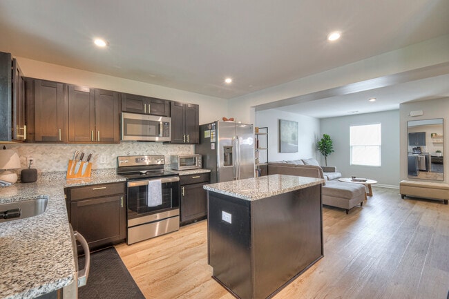 Building Photo - 2935 Winterberry Dr