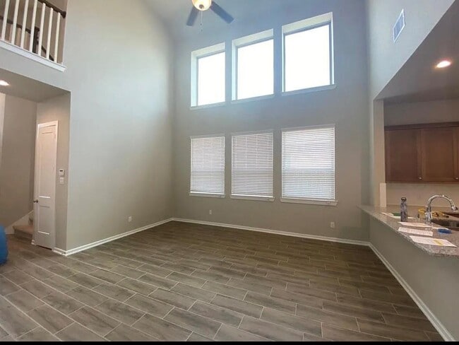 Building Photo - 2122 Ironwood Pass Dr