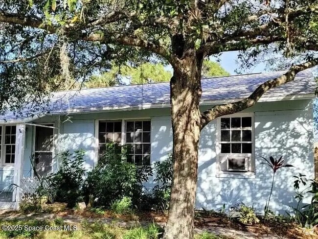 Building Photo - 808 Sunset Dr Rental